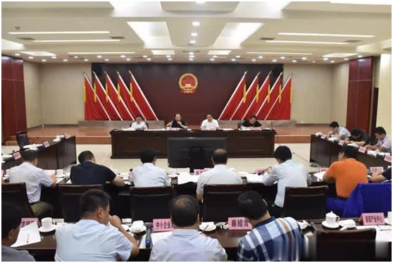 王一新在祁县就中小企业特色产业合作区建设工作调研